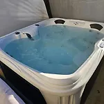 Le Cube Chill Et ヴィシー